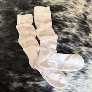 Used White Scrunch Socks